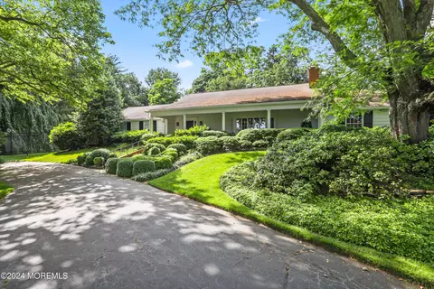 Exterior - 154 Rumson Rd, Rumson, NJ 07760 photo 2 of 12