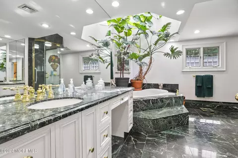 Bath - 154 Rumson Rd, Rumson, NJ 07760 photo 2 of 2