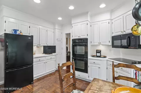 Kitchen - 154 Rumson Rd, Rumson, NJ 07760 photo 2 of 2