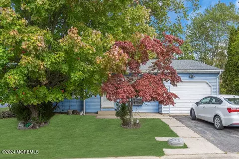 29 Berry Hill Rd #72, Whiting, NJ 08759