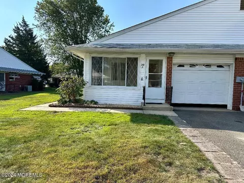 259 Laurel Pl #A, Manchester, NJ 08759