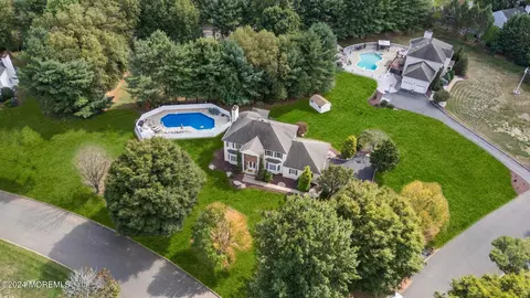 View/Area - 6 Emerald Ct, Freehold, NJ 07728 photo 2 of 2