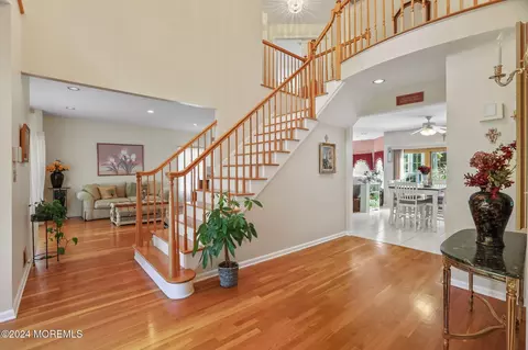 Entry Way - 6 Emerald Ct, Freehold, NJ 07728 photo 1 of 4