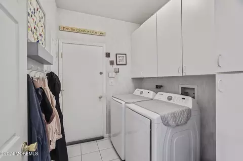 Other - 6 Emerald Ct, Freehold, NJ 07728 photo 2 of 8