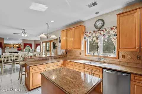 Kitchen - 6 Emerald Ct, Freehold, NJ 07728 photo 2 of 3