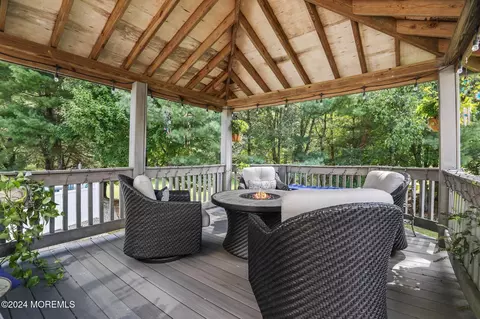Exterior - 6 Emerald Ct, Freehold, NJ 07728 photo 7 of 13