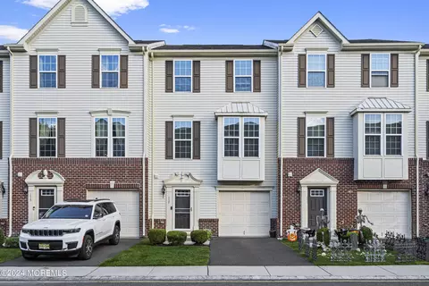 115 Kyle Dr, Tinton Falls, NJ 07712