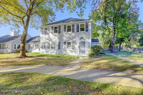 26 Bradford Ln #N, Monroe, NJ 08831