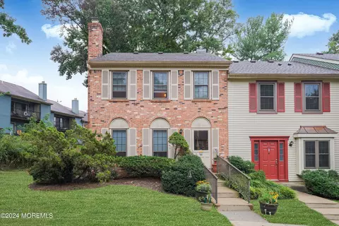 231 Perth Hill Ct, Aberdeen, NJ 07747