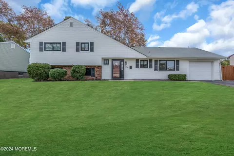 519 Wakefield Rd, Neptune City, NJ 07753