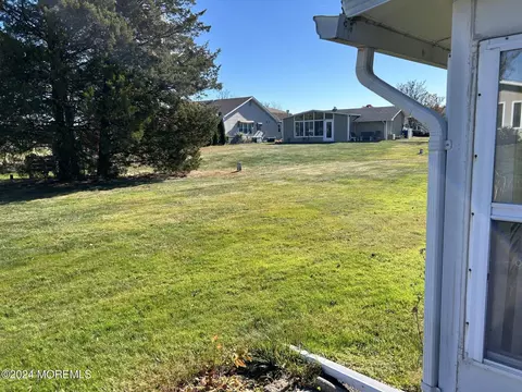 38 Markham Rd, Brick, NJ 08724 photo 9