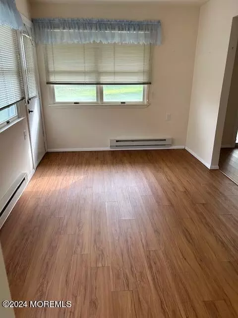 38 Markham Rd, Brick, NJ 08724 photo 12