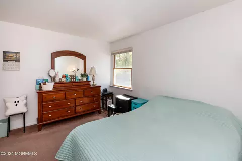 Bedroom - 4 Heron Ct, Forked River, NJ 08731 photo 9 of 9