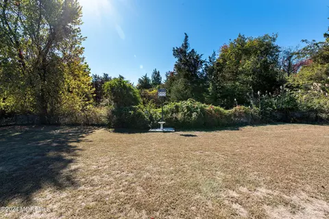 Exterior - 4 Heron Ct, Forked River, NJ 08731 photo 11 of 14