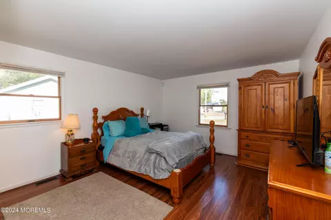 Bedroom - 4 Heron Ct, Forked River, NJ 08731 photo 4 of 9