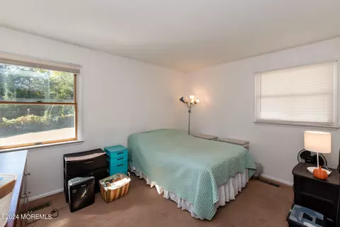 Bedroom - 4 Heron Ct, Forked River, NJ 08731 photo 7 of 9
