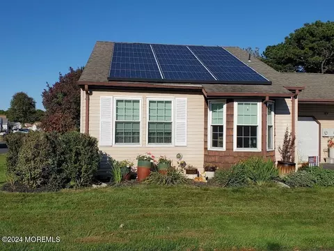 27 Mill Rd # A, Whiting, NJ 08759