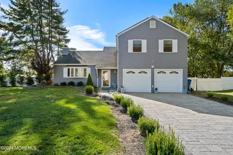 973 Seabury Ct, Toms River, NJ 08753
