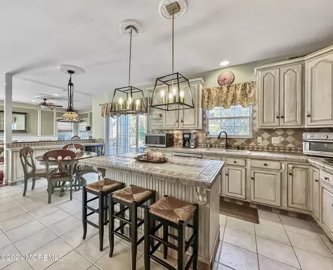 16 Leone Blvd, Jackson, NJ 08527 photo 9