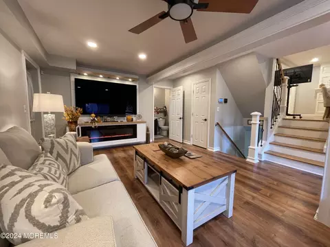 117 Pearl Pl, Dunellen, NJ 08812