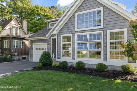 223 Huntington Ave, Pine Beach, NJ 08741
