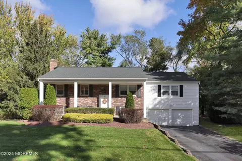 46 School Rd W, Marlboro, NJ 07746