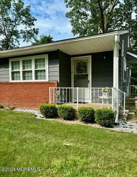 22 A Roosevelt City Rd, Manchester, NJ 08759