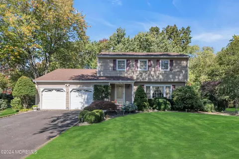 53 Hillside Ter, Ocean, NJ 07712