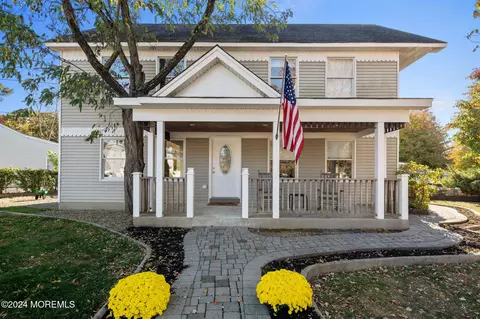 112 Coral Dr, Brick, NJ 08724