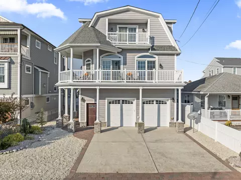 114 Sprague Ave, Seaside Park, NJ 08752