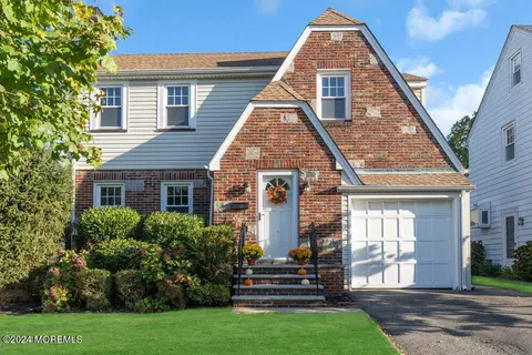 31 Urma Ave, Clifton, NJ 07013
