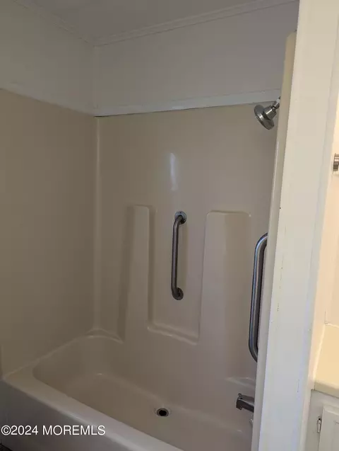 37 Eagle Dr, Whiting, NJ 08759 photo 8