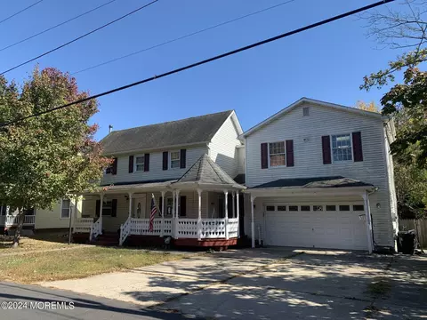 131 Caldwell Ave, Forked River, NJ 08731