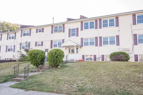 238 Sawmill Rd #A, Brick, NJ 08724