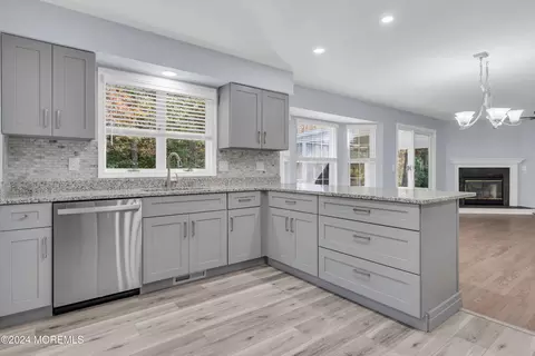239 Sunset Dr, Forked River, NJ 08731 photo 12