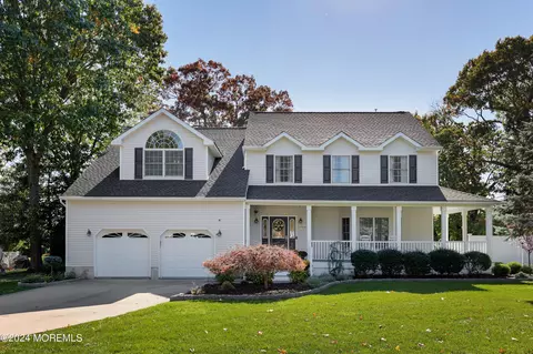 964 Ridge Rd, Brick, NJ 08724