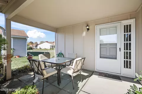 27 Larch Plz #27A, Monroe, NJ 08831
