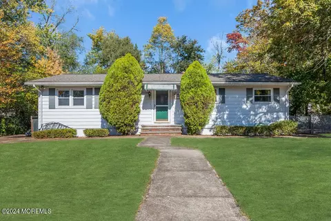46 Laurelton Ave, Jackson, NJ 08527