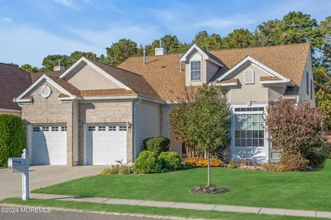 79 Pancoast Rd, Waretown, NJ 08758