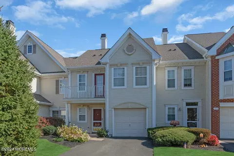 112 S Manor Ct, Wall, NJ 07719