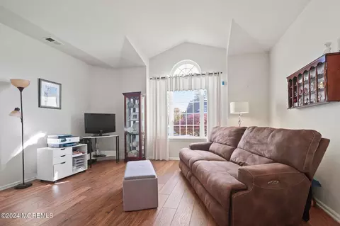 32 Rumson Ct, Waretown, NJ 08758 photo 8