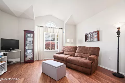 32 Rumson Ct, Waretown, NJ 08758 photo 7