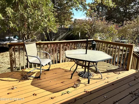 Exterior - 322 Station Dr, Forked River, NJ 08731 photo 5 of 9