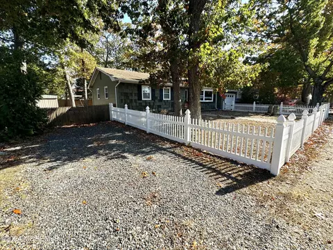 Exterior - 322 Station Dr, Forked River, NJ 08731 photo 9 of 9