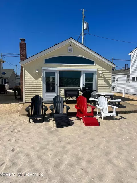 3164 Ocean Rd, Lavallette, NJ 08735