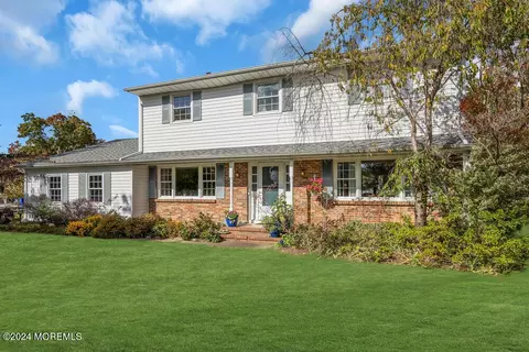 74 Mapletree Rd, Toms River, NJ 08753