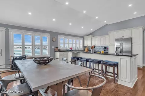 68 Blue Heron Dr S, Toms River, NJ 08753