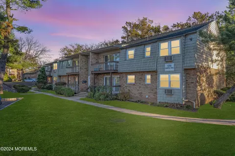 530 Andria Ave #289, Hillsborough, NJ 08844