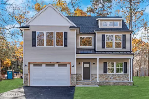 422 Birch St, Bayville, NJ 08721