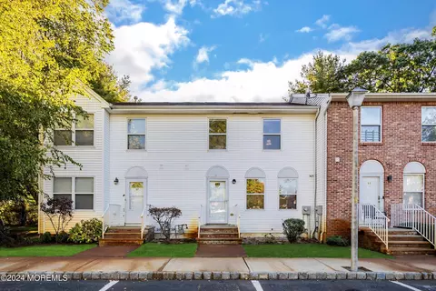 55 Waterview Dr #1000, Lakewood, NJ 08701